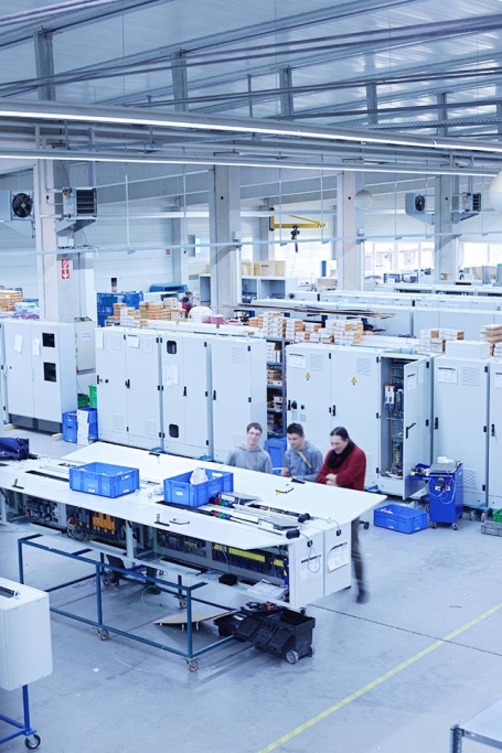 Schaltschrankbau für Maschinenbau und Industrie